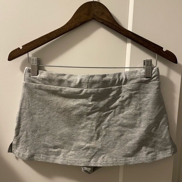 Edikted Drawstring Skort - Picture 2 of 3